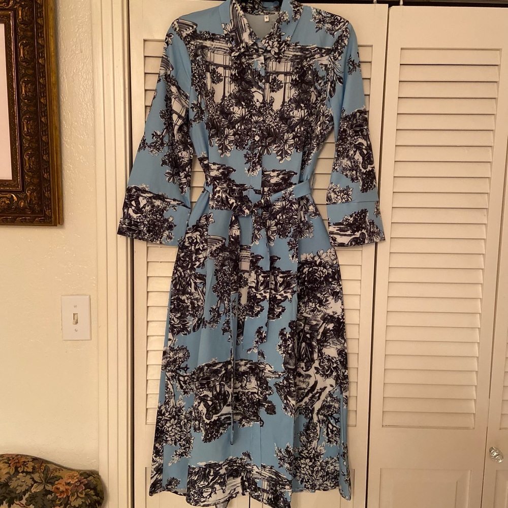 Toile de jouy dress